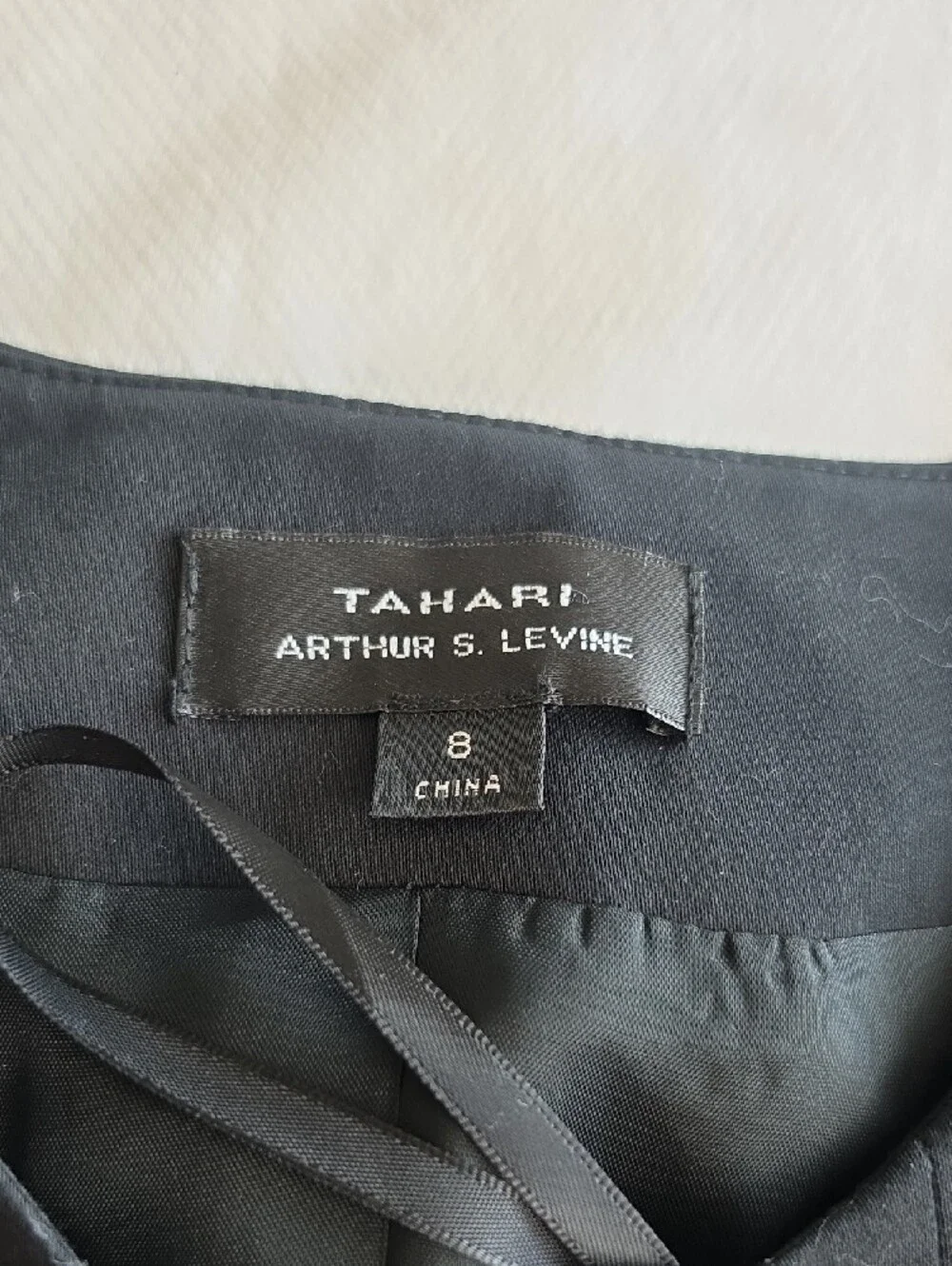 TAHARI ARTHUR S. LEVINE | Suzana Cropped Black Open Front Bolero Jacket NWT | 8